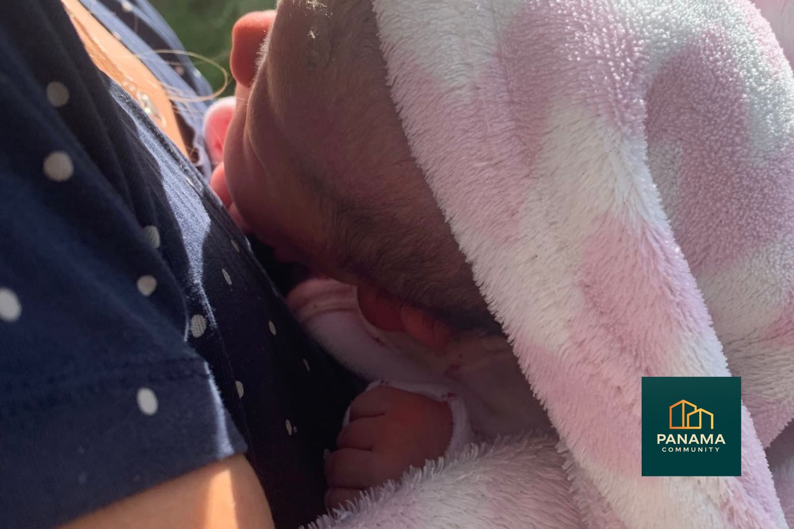 Gemeinsamer Nachmittag im Gemeinschaftshaus des Refugio de Palmira in Panama