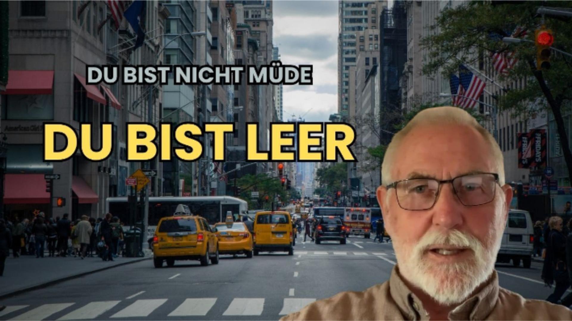 Gestresste Person im Alltag, die Erschöpfung und innere Leere zeigt